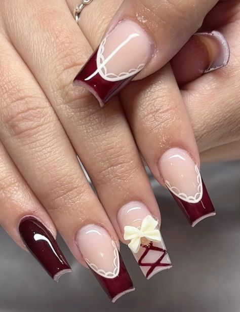 Trendy Christmas Nail Designs