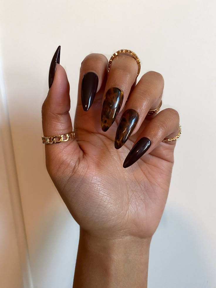 Stunning November Nail Ideas for Fall