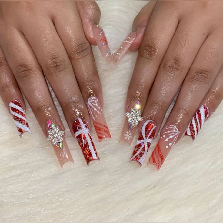 Trendy Christmas Nail Designs