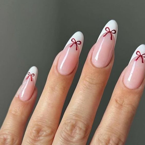 Trendy Christmas Nail Designs