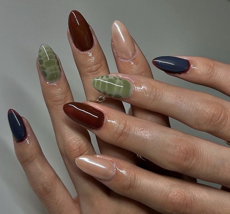 Stunning November Nail Ideas for Fall