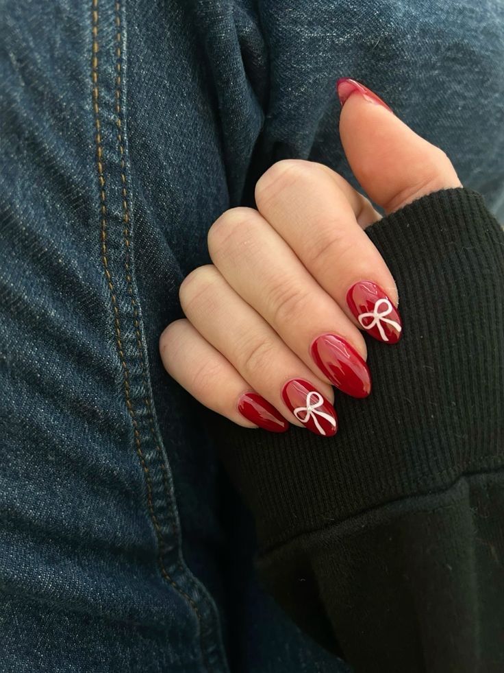 Trendy Christmas Nail Designs